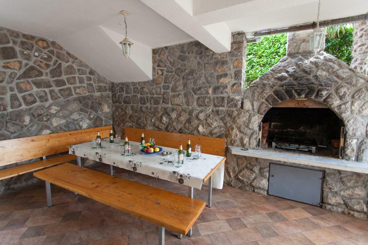 Apartman Kondic Omišalj Buitenkant foto