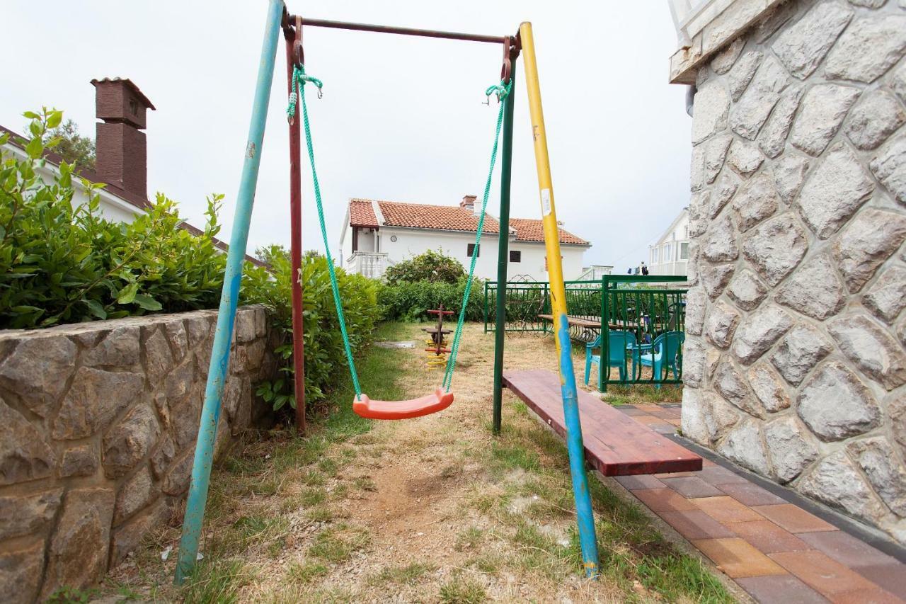 Apartman Kondic Omišalj Buitenkant foto