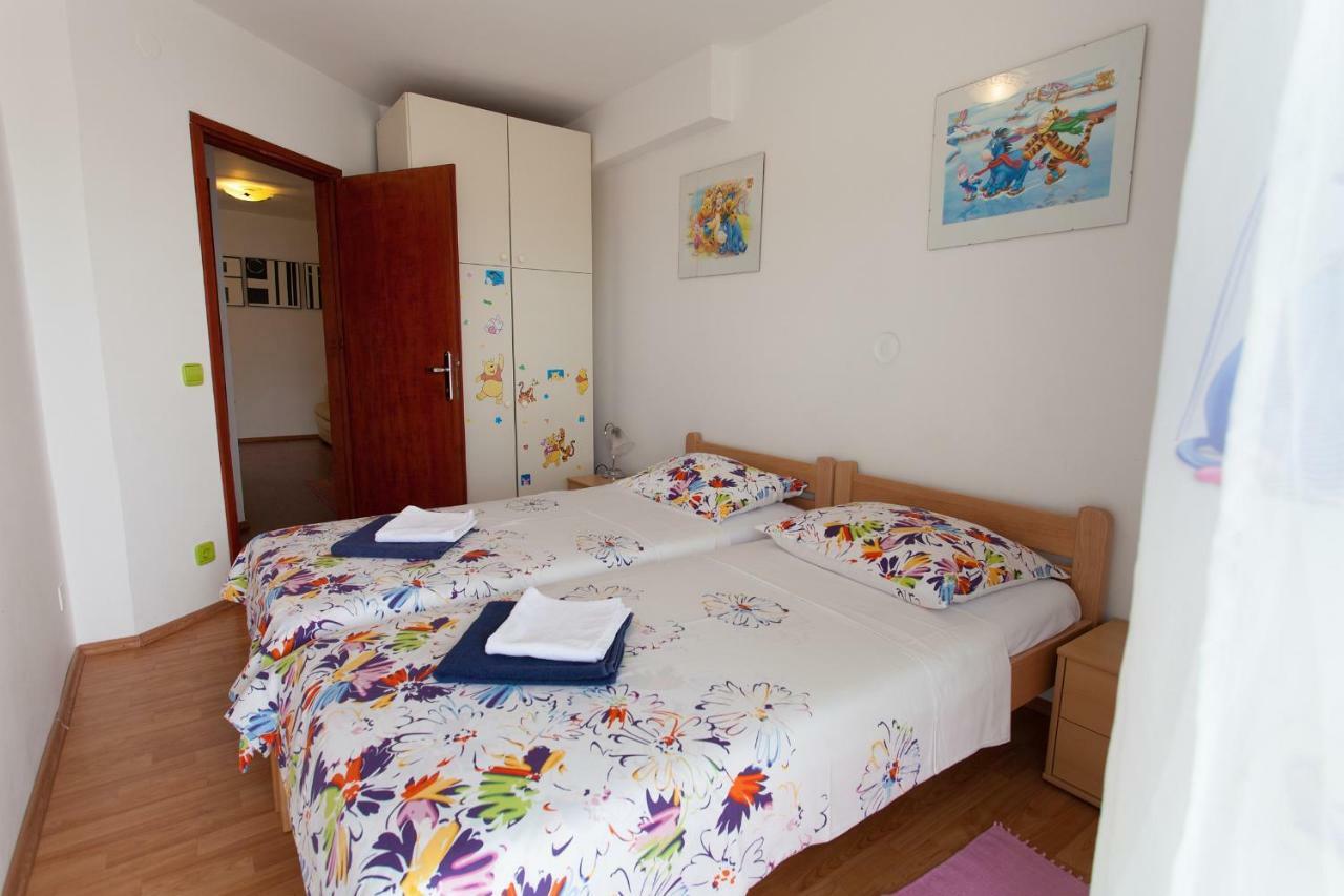 Apartman Kondic Omišalj Buitenkant foto
